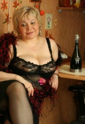 Мадам Кураж Вирт — шлюха за деньги, незабываемый мужской досуг в Волгограде
